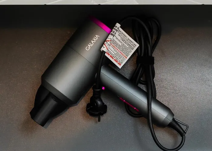 Lägenhet Downtown With Mezzanine By Bookinghost *