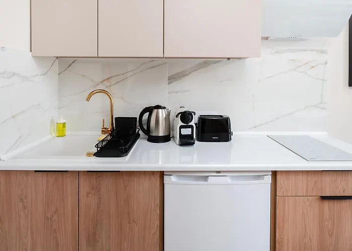 Downtown With Mezzanine By Bookinghost شقة وودج