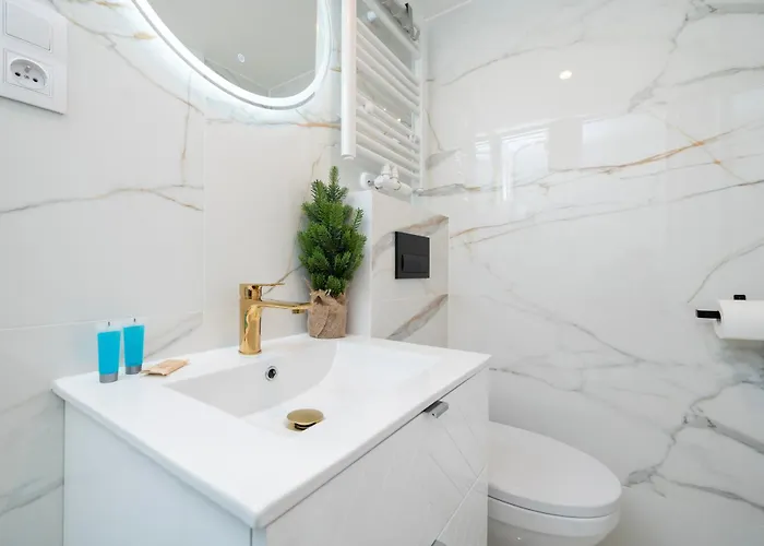 Downtown With Mezzanine By Bookinghost Lägenhet Łódź