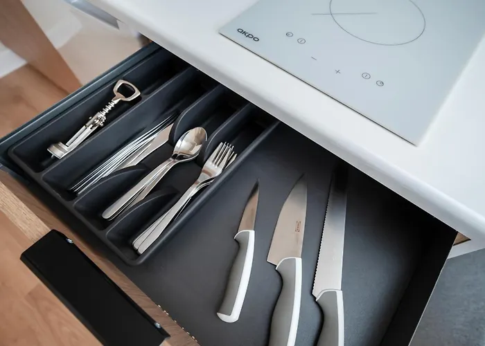 Downtown With Mezzanine By Bookinghost Lägenhet