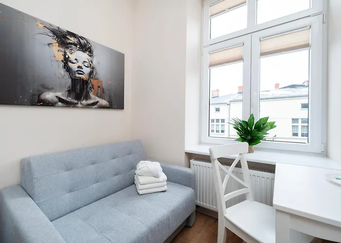 Downtown With Mezzanine By Bookinghost شقة *