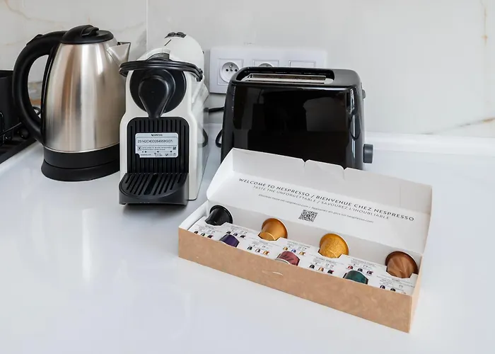 Lägenhet Downtown With Mezzanine By Bookinghost *