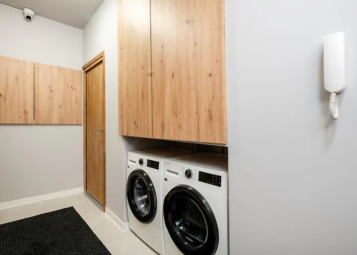 Downtown With Mezzanine By Bookinghost Łódź