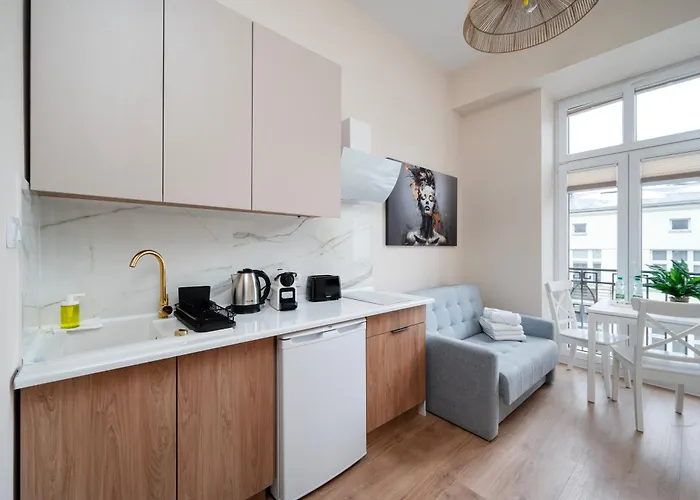 Downtown With Mezzanine By Bookinghost Lägenhet *