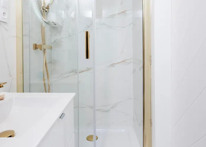 Downtown With Mezzanine By Bookinghost Lägenhet *