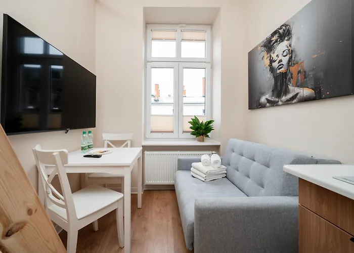 Downtown With Mezzanine By Bookinghost Lägenhet *