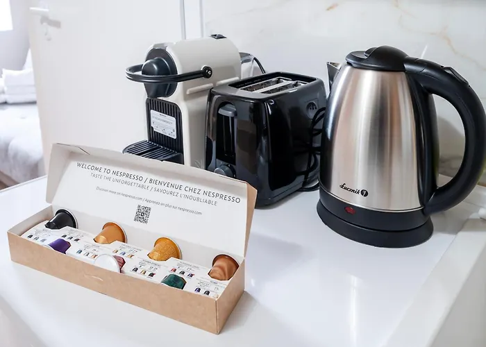 Downtown With Mezzanine By Bookinghost * وودج